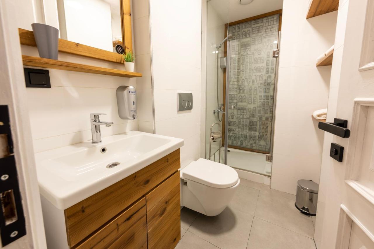 Bguest Pera Suites イスタンブール エクステリア 写真