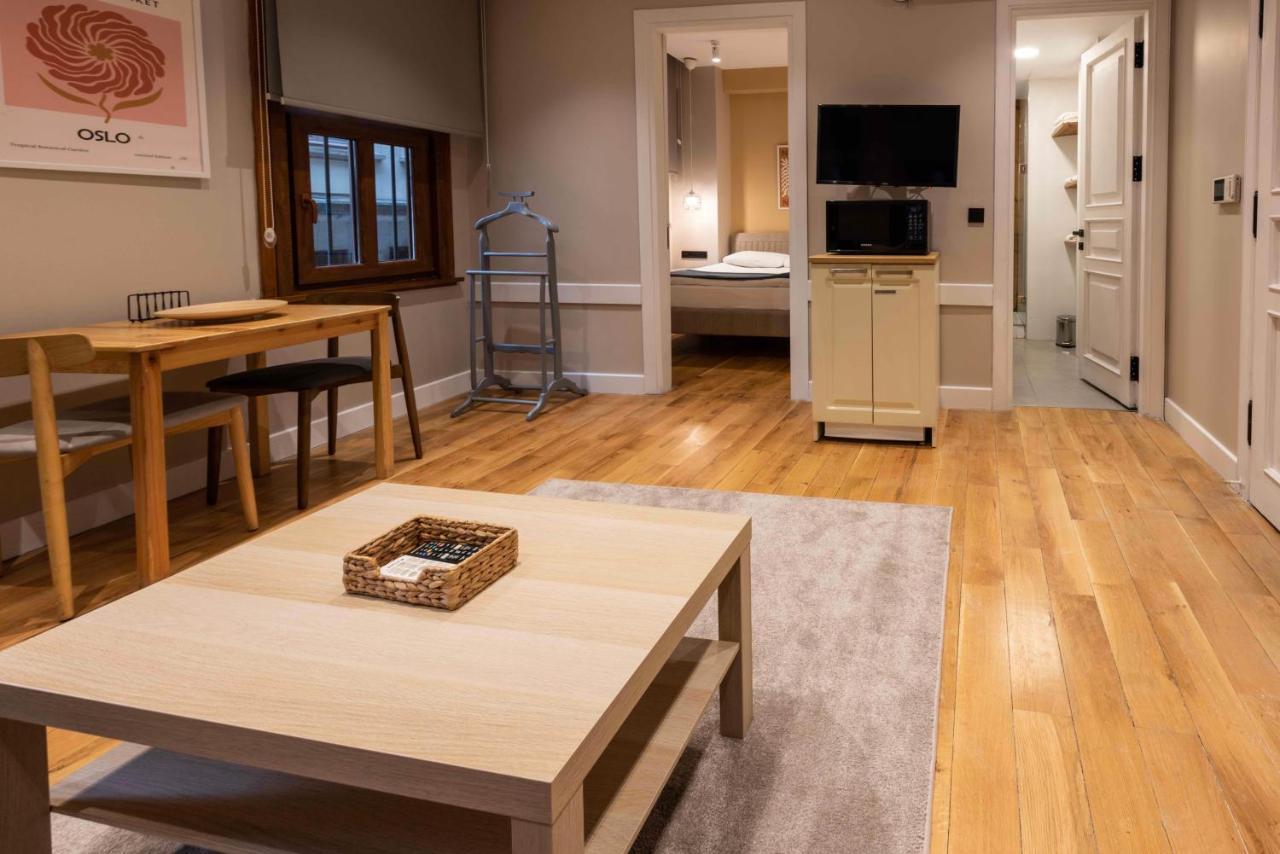 Bguest Pera Suites イスタンブール エクステリア 写真